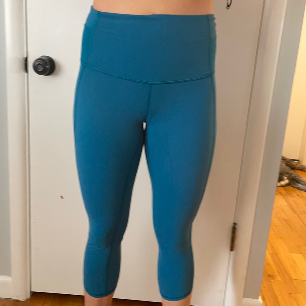 Size 6 lululemon leggings